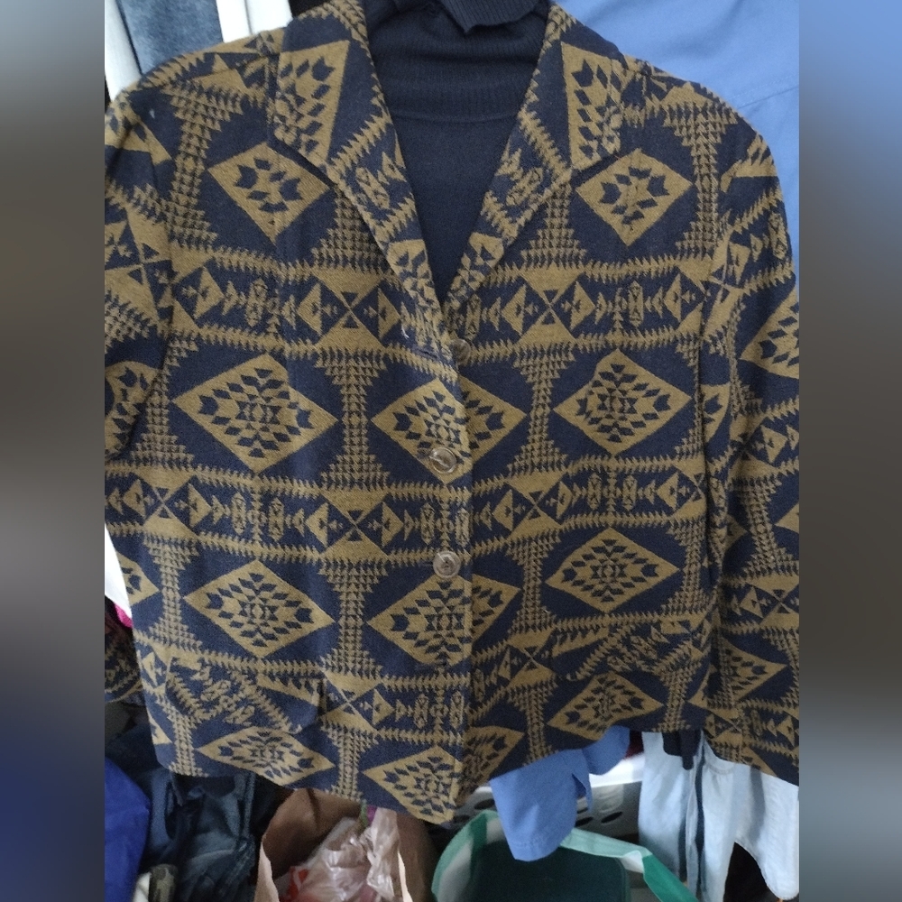 Vintage Pendleton Navy and Tan Native American Print Woolen Blazer